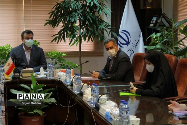 دیدار نمایندگان مجلس دانش‌آموزی مازندران با استاندار