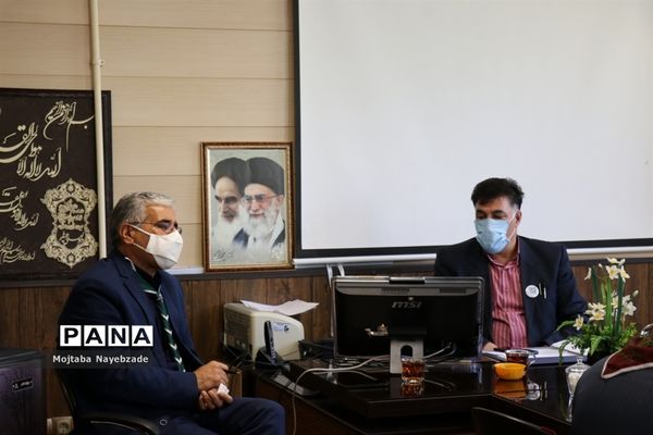 مراسم تجلیل فعالان سازمان دانش آموزی قوچان