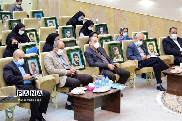 برگزارى نشست خبرى و مطبوعاتى رئیس سازمان جهاد کشاورزى آذربایجان شرقى با اصحاب رسانه به مناسبت هفته دولت