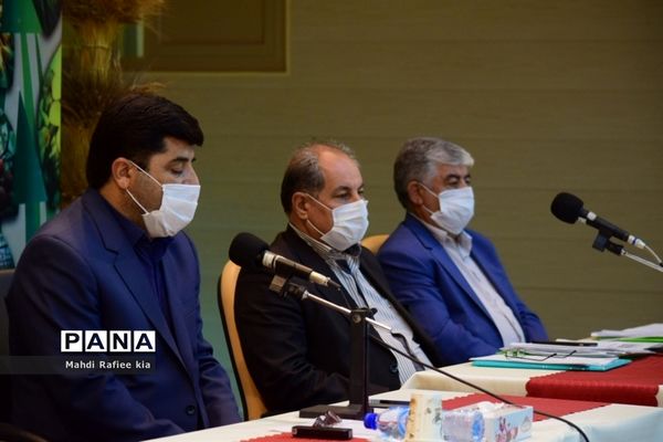 برگزارى نشست خبرى و مطبوعاتى رئیس سازمان جهاد کشاورزى آذربایجان شرقى با اصحاب رسانه به مناسبت هفته دولت