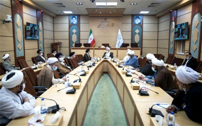 آیت‌الله اعرافی: نمایندگان در تصویب مصوبات به اسناد بالادستی نظام دقت کافی داشته باشند