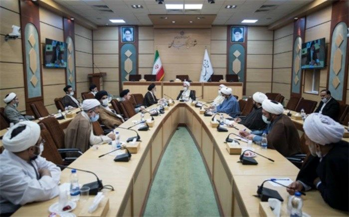 آیت‌الله اعرافی: نمایندگان در تصویب مصوبات به اسناد بالادستی نظام دقت کافی داشته باشند