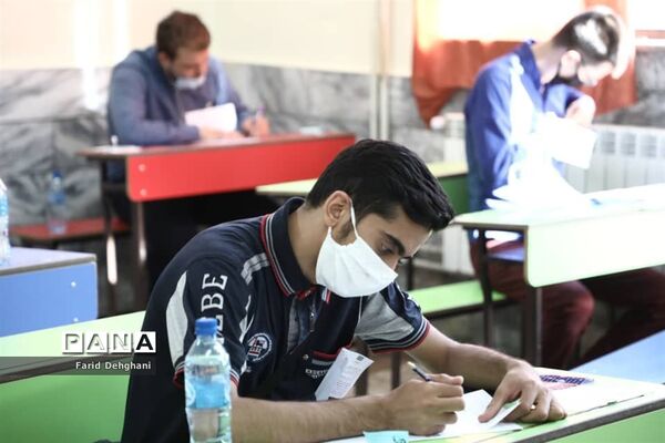 بازدید مدیرکل آموزش و پرورش خراسان رضوی از روند برگزاری کنکور ۹۹ در مشهد