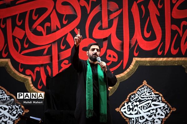 شب سوم محرم در هیئت ریحانه‌الحسین