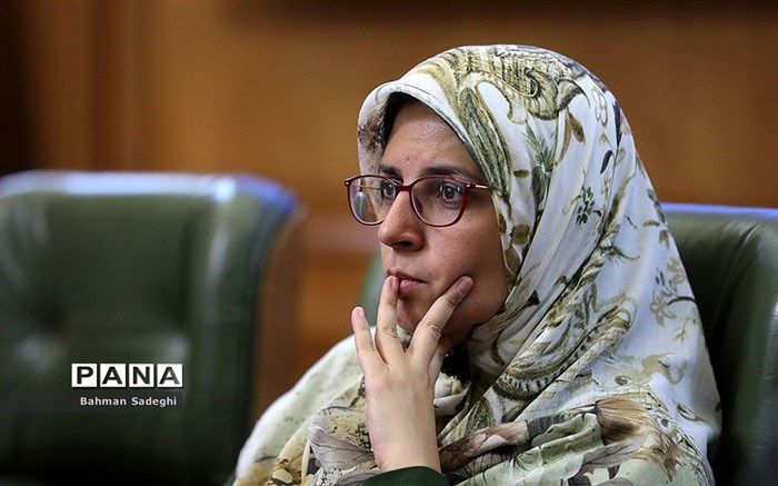 دلیل «بهاره آروین» برای کناره‌گیری از هیات رئیسه شورای شهر