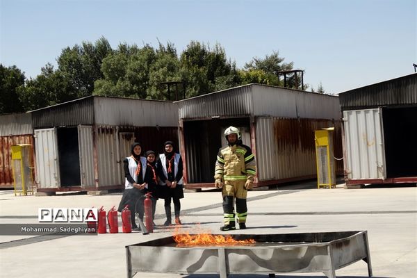 تولیدمحتوای سازمان دانش آموزی منطقه19