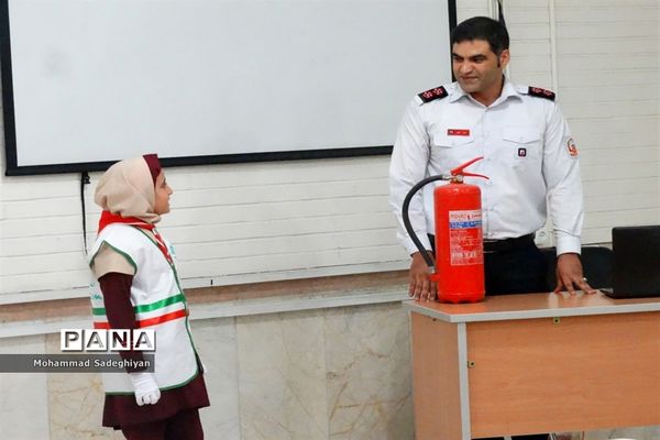 تولیدمحتوای سازمان دانش آموزی منطقه19