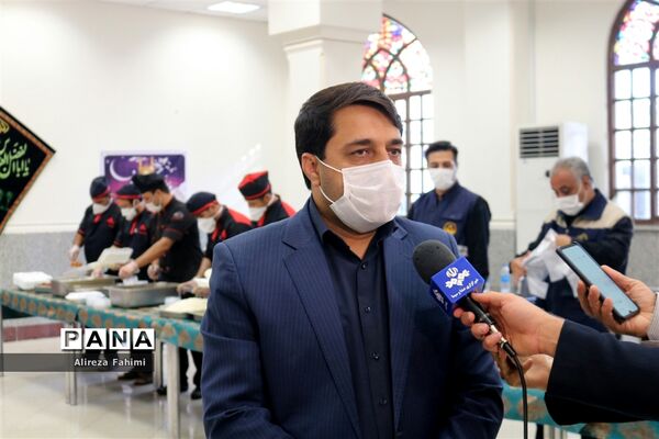 افتتاح آشپزخانه توزیع غذای گرم میان خانواده‌های نیازمند آسیب دیده از کرونا