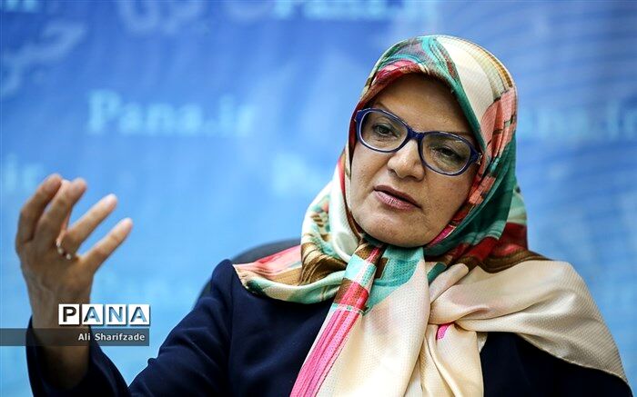 نذورات  محرم در قالب ماسک و  اقلام بهداشتی  برای نیازمندان تامین شود