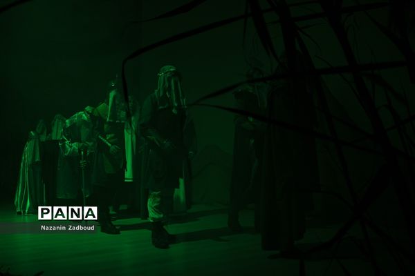 اجرای نمایش حنای خون