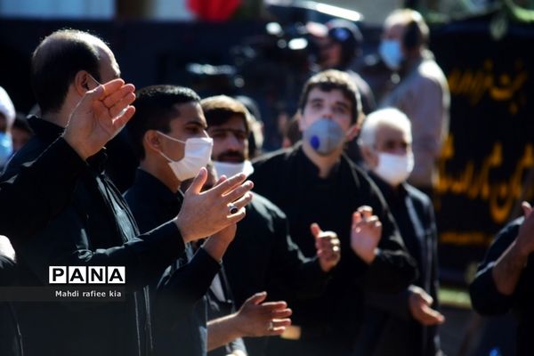 مراسم عزادارى ظهر عاشورا در تبریز