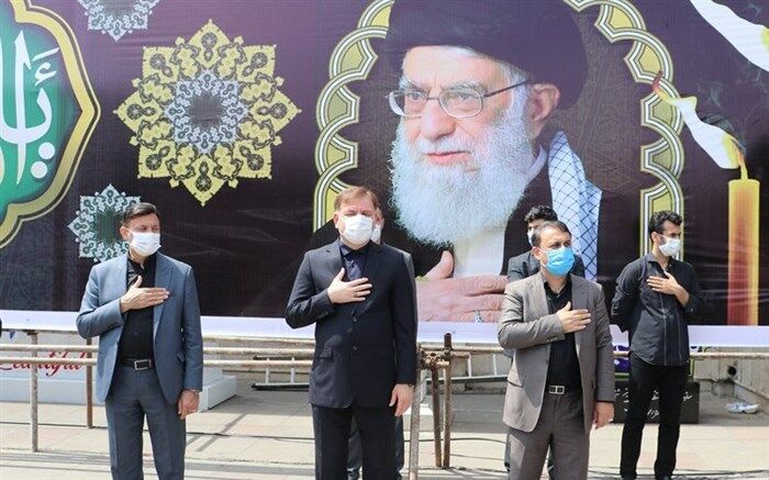 حضور استاندار گیلان در اجتماع بزرگ  مراسم عزاداری امام حسین (ع) در میدان شهدای ذهاب رشت