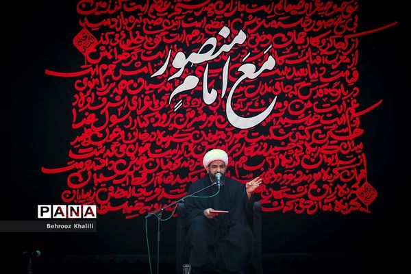 عزاداری ظهر عاشورای حسینی در امام زاده صالح (ع)