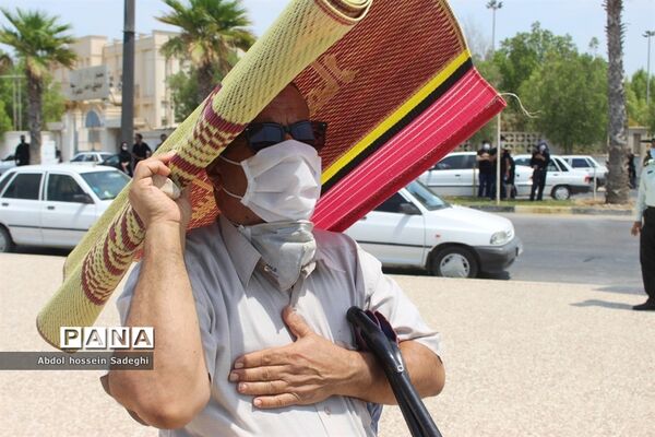 نماز ظهر عاشورا  در بوشهر