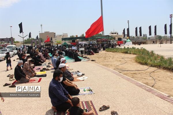 نماز ظهر عاشورا  در بوشهر
