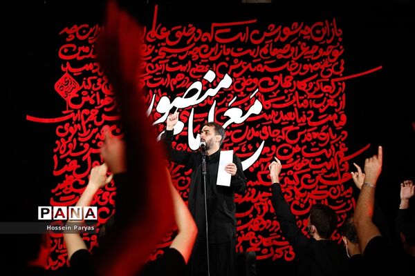 عزاداری شب ششم محرم در امام‌زاده صالح (ع)