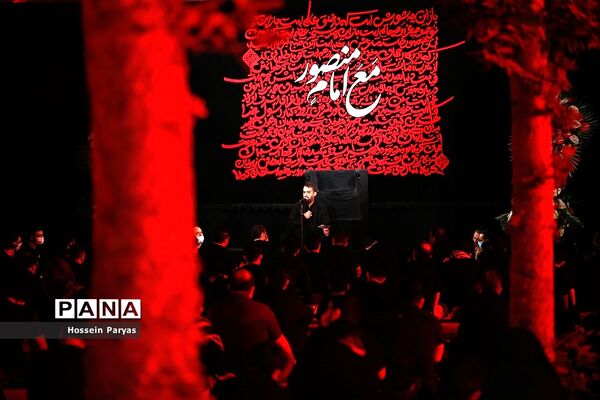 عزاداری شب ششم محرم در امام‌زاده صالح (ع)