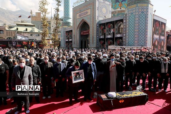 تشییع پیکر حجت الاسلام روح الله حسینیان