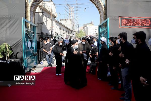 تشییع پیکر حجت الاسلام روح الله حسینیان