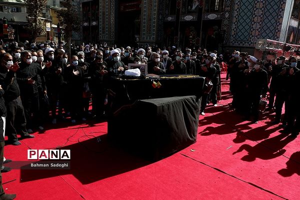 تشییع پیکر حجت الاسلام روح الله حسینیان