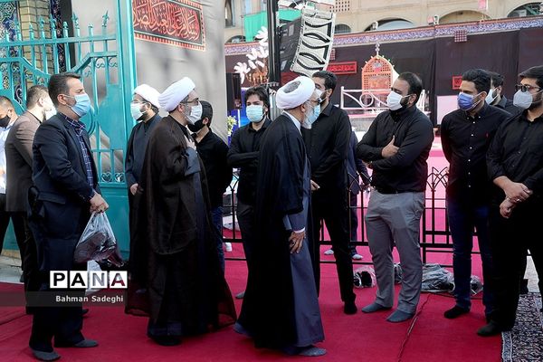 تشییع پیکر حجت الاسلام روح الله حسینیان