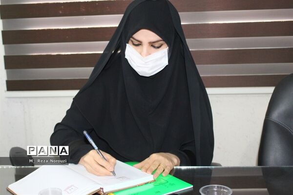 ویدئو کنفرانس پروژه ملی کنترل وزن و چاقی دانش آموزان  اداره کل آموزش و پرورش استان بوشهر
