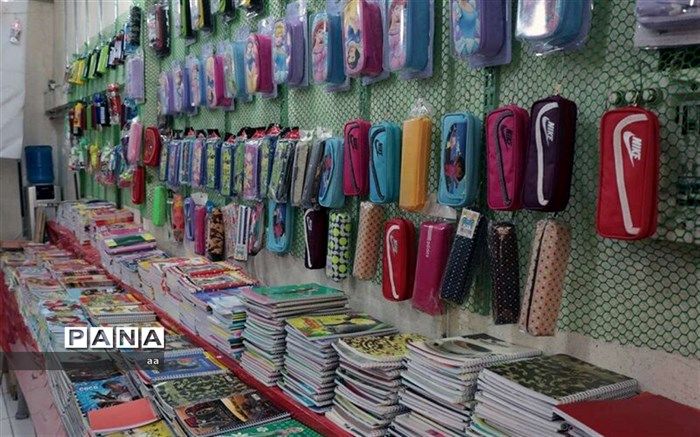 توزیع 25 هزار بسته لوازم‌التحریر بین دانش‌آموزان نیازمند فارس