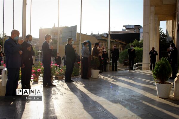 عزاداری سرور و سالار شهیدان در اداره کل آموزش و پرورش فارس با رعایت پروتکل های بهداشتی