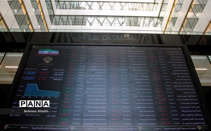 سهام داران دچار هیجان‌های فضای مجازی نشوند