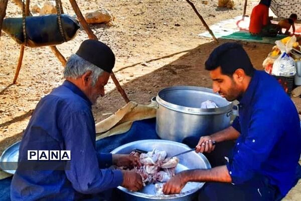 مراسم  ایام محرم در بین عشایر بختیاری توسط گروه جهادگران شهرستان امیدیه