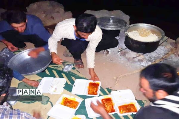مراسم  ایام محرم در بین عشایر بختیاری توسط گروه جهادگران شهرستان امیدیه