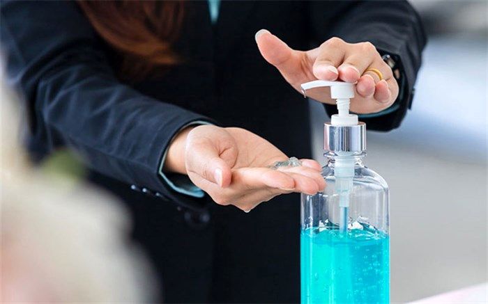 توصیه‌های کرونایی؛ حتما با خود محلول‌های ضدعفونی کننده همراه داشته باشید