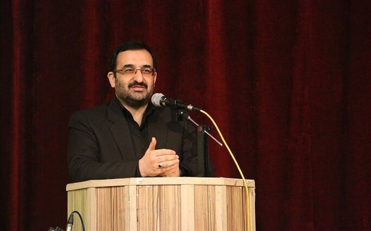 دانش آموزان، اصلی ترین مخاطبان و مجریان بیانیه گام دوم انقلاب هستند