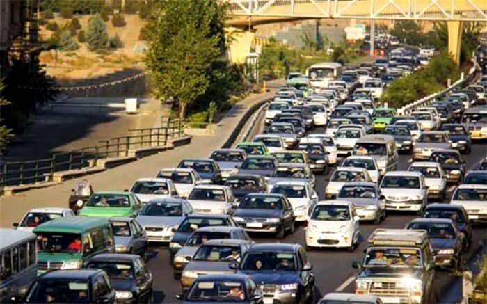 ترافیک سنگین در محورهای ورودی پایتخت