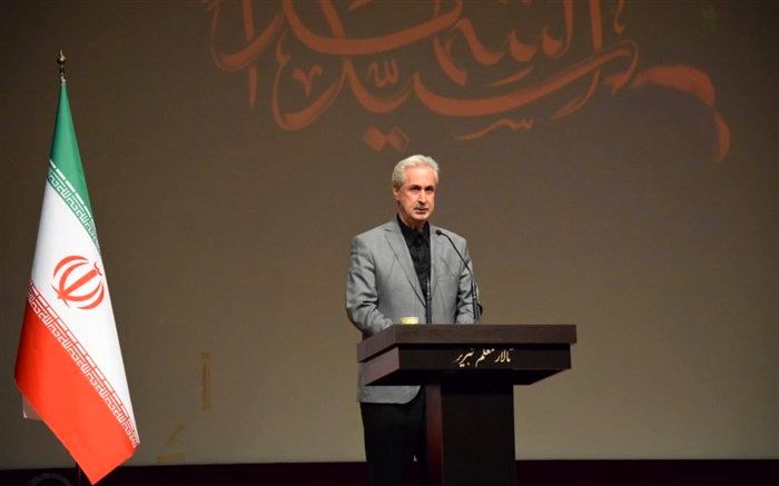 خانواده، آموزش و پرورش و الگوها کلیدهای طلایی سازندگی و توسعه کشور هستند