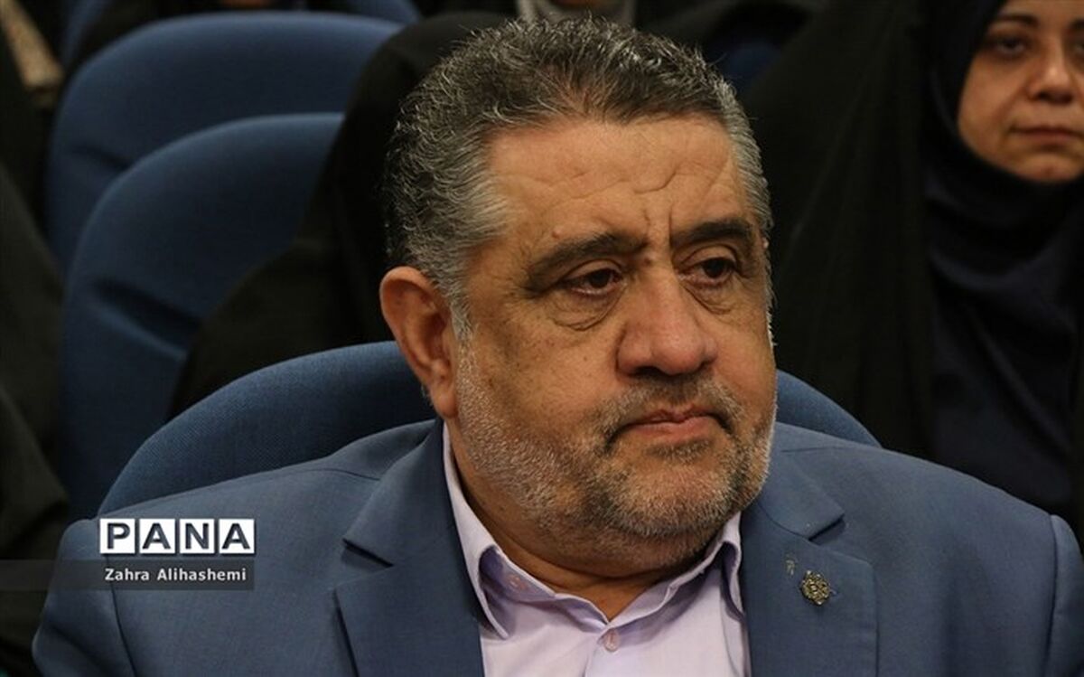 مددی: مدارس برنامه‌های سالانه خود را مبتنی بر سند تحول تدوین کنند