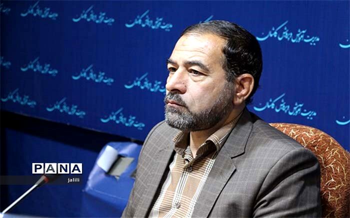 توزیع یک میلیارد ریال بسته معیشتی و نوشت افزار در مدرسه های کاشان