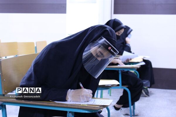 مانور بازگشایی دبیرستان شاهد حضرت معصومه(س) منطقه 10
