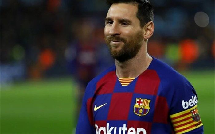 مسی در بارسلونا ماند