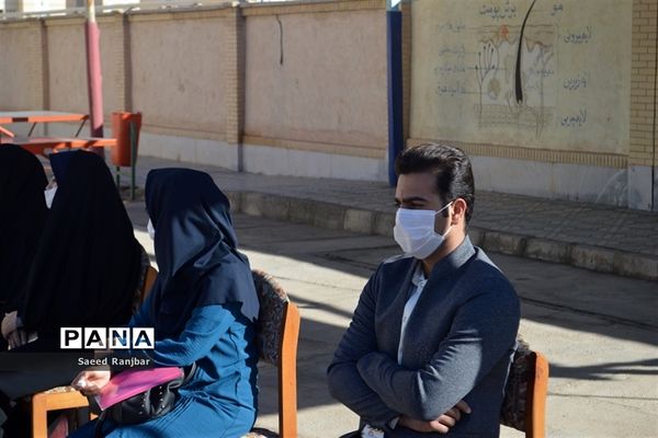 آیین بازگشایی مدارس و نواخته شدن زنگ سال تحصیلی جدید در بافق