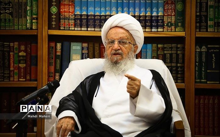 درخواست آیت‌الله مکارم شیرازی درباره برگزاری کلاس‌های حوزه علمیه