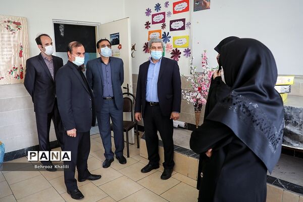 بازدید سرزده معاون تربیت بدنی و سلامت وزارت آموزش و پرورش از مدارس شهر تهران