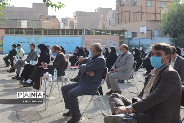 آغاز سال تحصیلی 1400-1399با رعایت پروتکل های بهداشتی در اسلامشهر