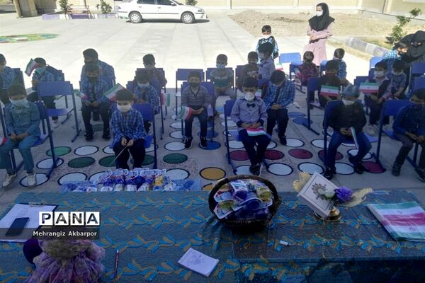 برگزاری جشن شکوفه های کلاس اولی ها در شهرستان نی ریز