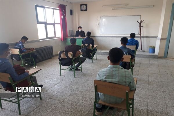 آیین بازگشایی مدارس شهرستان رزن