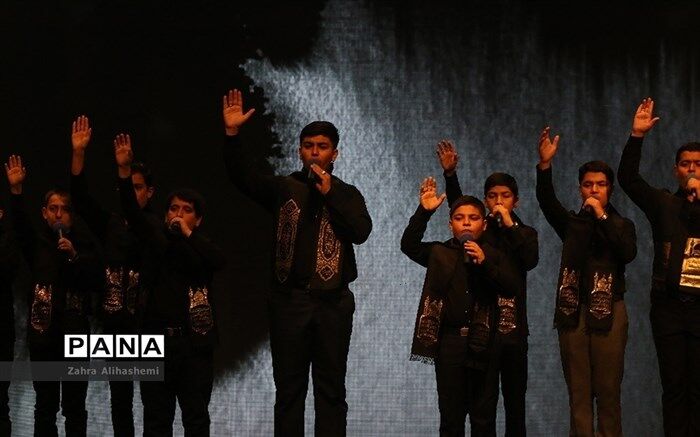 ثبت‌نام بیش از ٣٠٠ دانش آموز در آیین تجلیل از نوگلان حسینی