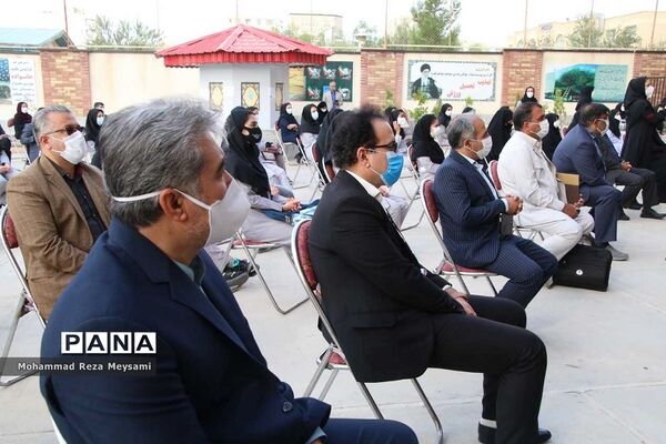 آیین نمادین آغاز سال تحصیلی جدید در سمنان