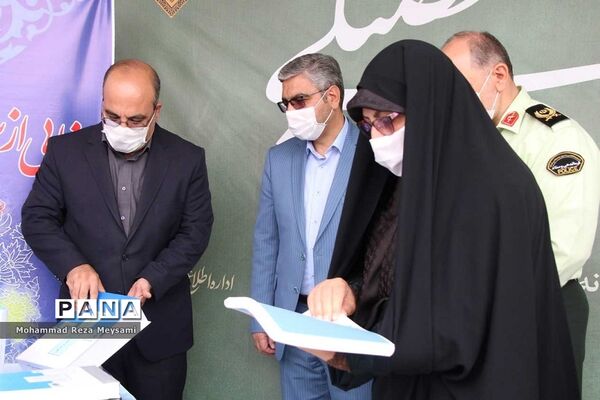 آیین نمادین آغاز سال تحصیلی جدید در سمنان