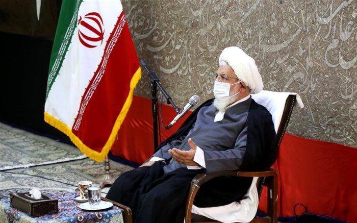 نماینده ولی فقیه در استان یزد: اخلاق مداری و اخلاق محوری مهمترین رویکرد حوزه های علمیه است