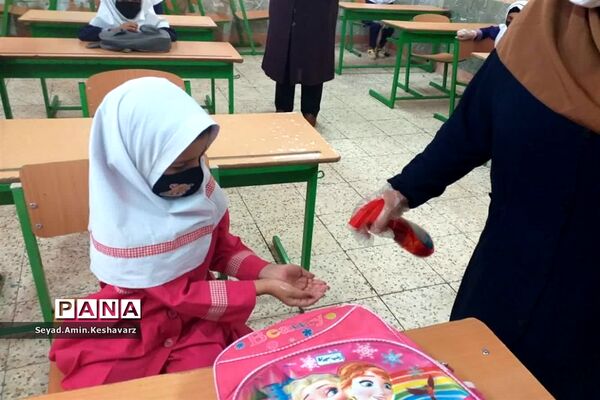 برگزاری کلاس های درس شهرستان آغاجاری با رعایت کامل پروتکل های بهداشتی